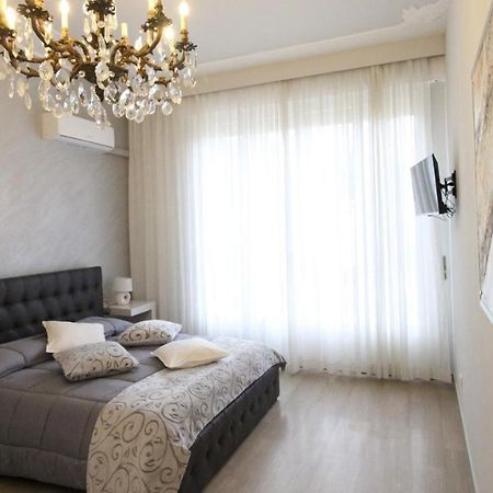 Ad Astra Rooms Равена Екстериор снимка