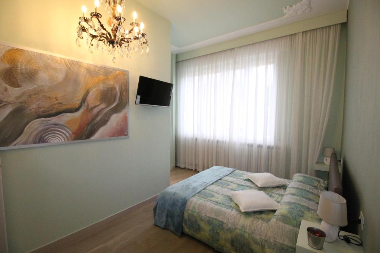 Ad Astra Rooms Равена Екстериор снимка