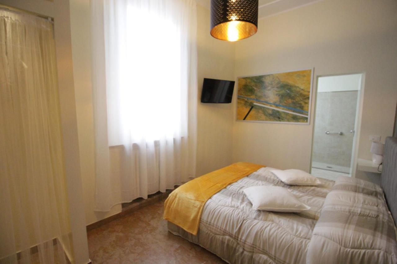 Ad Astra Rooms Равена Екстериор снимка